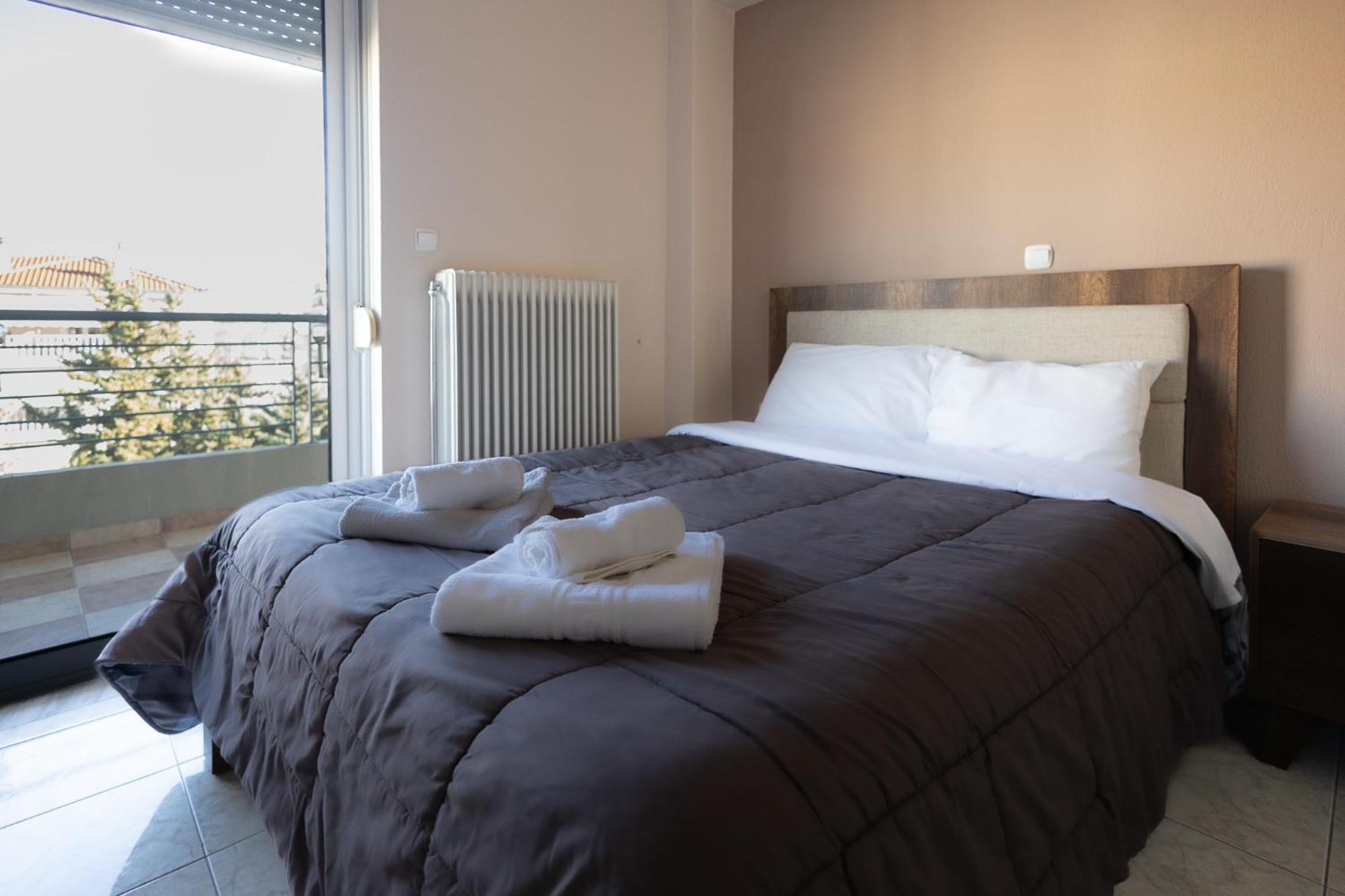 Central Apartment With Parking Лариса Екстер'єр фото